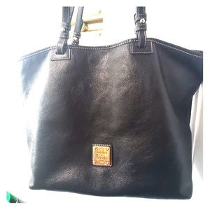 Dooney and Bourke tote
